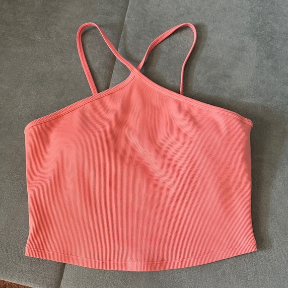 PINK - ALO YOGA Goddess Ribbed Cross Crop Top - Picture 1 of 6